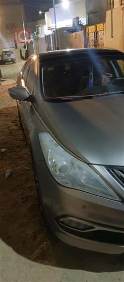 هيونداي أزيرا